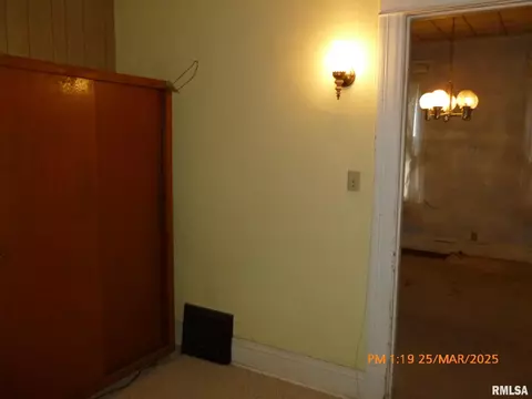 145 6th Ave, Moline, IL 61265 photo 10