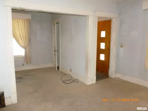145 6th Ave, Moline, IL 61265 photo 5