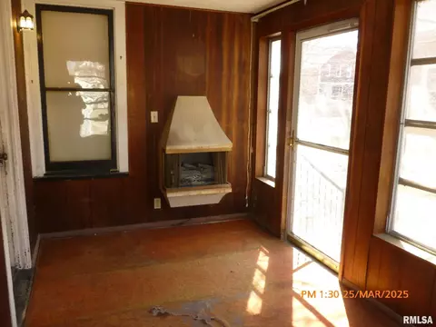 145 6th Ave, Moline, IL 61265 photo 28