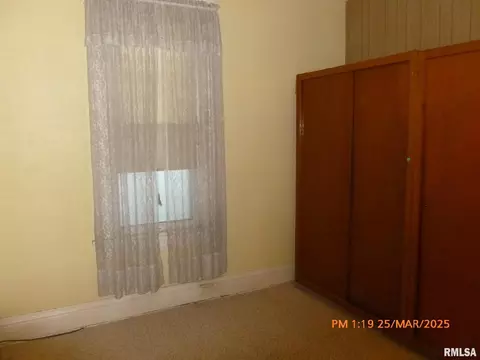 145 6th Ave, Moline, IL 61265 photo 9