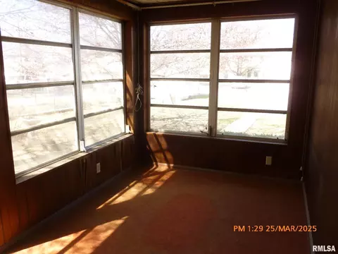 145 6th Ave, Moline, IL 61265 photo 27