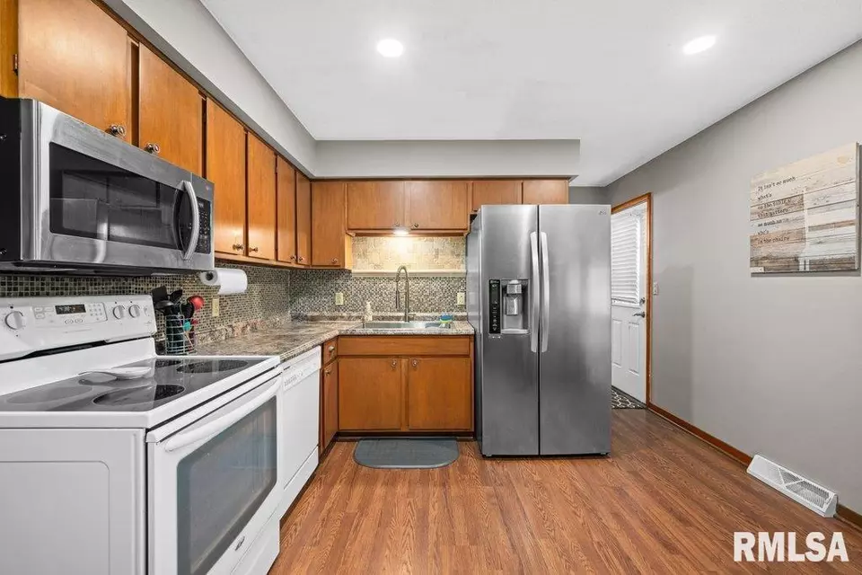 Kitchen - 209 1st Ave, Dewitt, IA 52742 photo 1 of 1