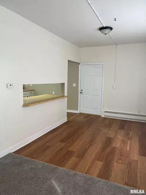 216 E 2nd St, Kewanee, IL 61443 photo 9