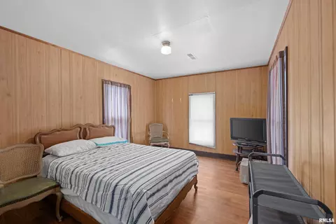 414 8th St, Moline, IL 61265 photo 14