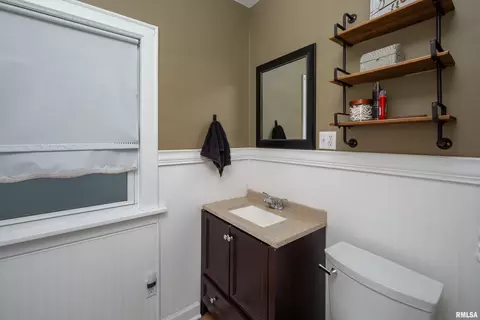 2933 26th Ave, Moline, IL 61265 photo 19