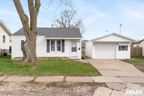 3412 Sunnyside Ave, Davenport, IA 52802