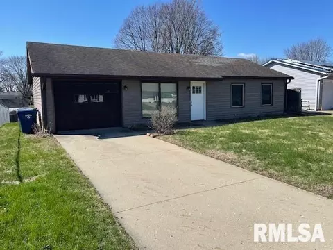 2207 Lafayette Ter, Clinton, IA 52732