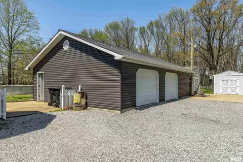 135 Doc Rd, Eldorado, IL 62930 photo 46