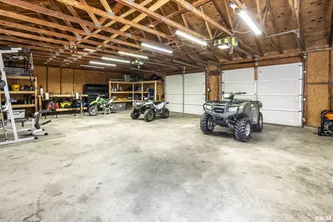 135 Doc Rd, Eldorado, IL 62930 photo 47