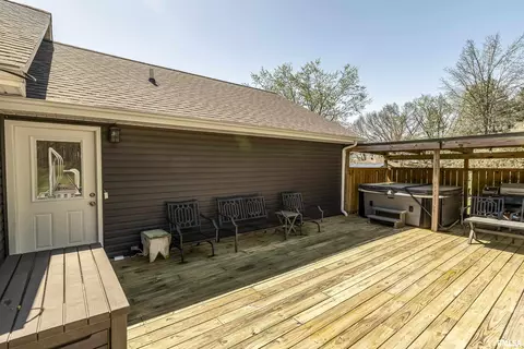 135 Doc Rd, Eldorado, IL 62930 photo 45