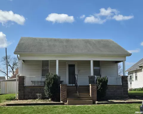308 W Washington St, Mount Sterling, IL 62353