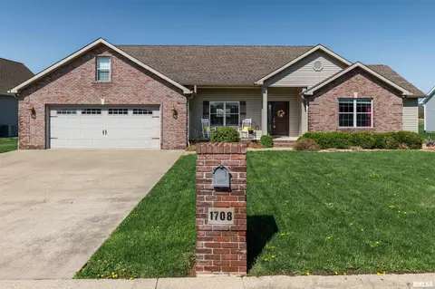 1708 Felts Dr, Marion, IL 62959