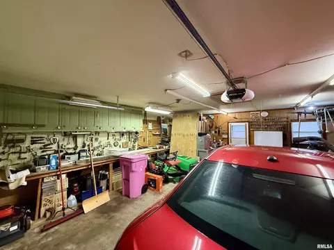 102 E 7th Ave, Colona, IL 61241 photo 35
