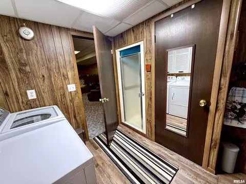 102 E 7th Ave, Colona, IL 61241 photo 32