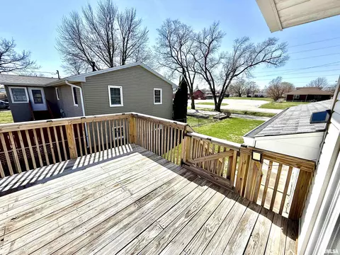 102 E 7th Ave, Colona, IL 61241 photo 15