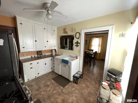 433 20th Ave, Moline, IL 61265 photo 5