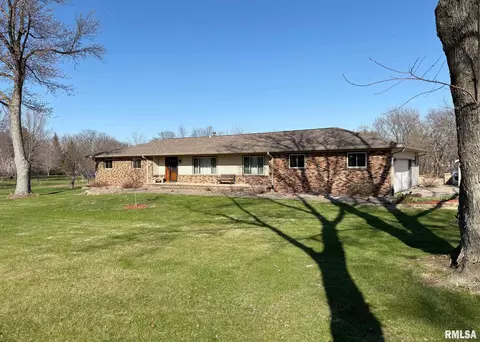 22008 Longbrook Dr, Geneseo, IL 61254