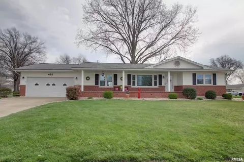 401 Poinsettia Dr, Quincy, IL 62301