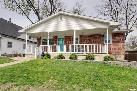 1519 College St, Quincy, IL 62301