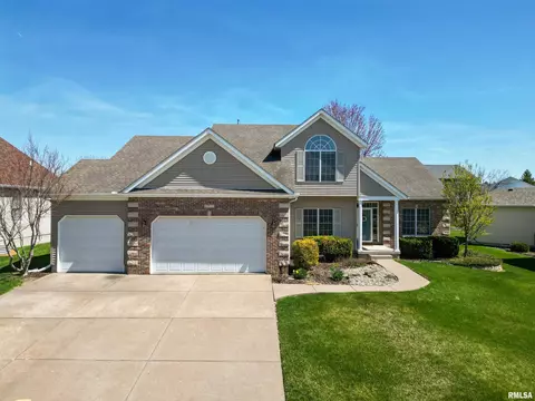 4707 Coventry Ct, Davenport, IA 52807