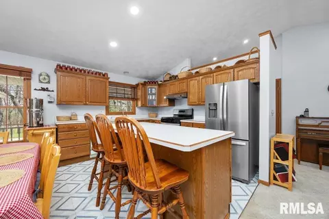 8861 E 1000th St, Cambridge, IL 61238 photo 18