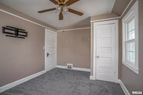 2334 19th Ave, Moline, IL 61265 photo 12