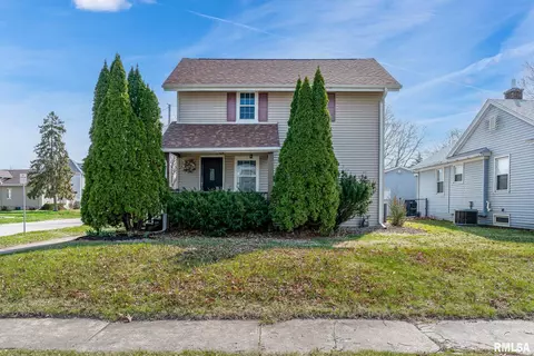 2334 19th Ave, Moline, IL 61265