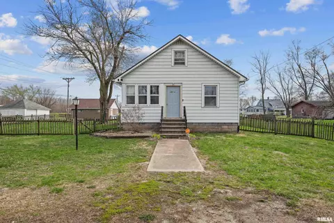 18514 1st Ave, Barstow, IL 61236