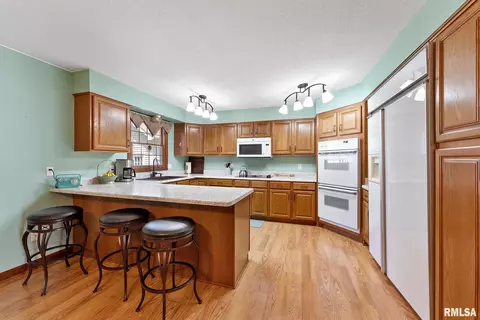 807 NW 3rd Ave, Aledo, IL 61231 photo 9