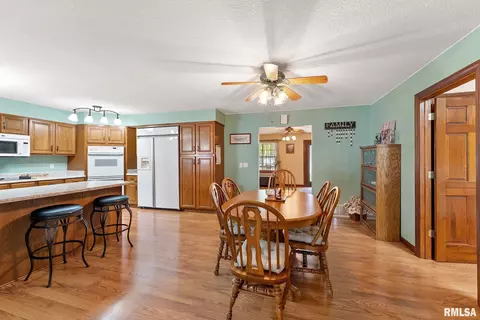 807 NW 3rd Ave, Aledo, IL 61231 photo 11