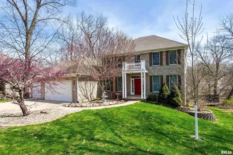 1009 32nd Avenue A, Moline, IL 61265