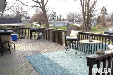 320 E Church St, Kewanee, IL 61443 photo 9