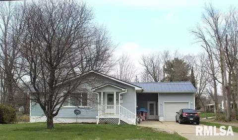 320 E Church St, Kewanee, IL 61443
