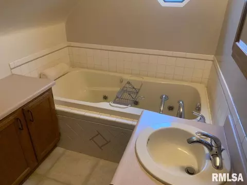 1418 29th Ave, Moline, IL 61265 photo 28