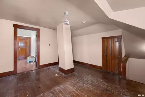 408 E Henry St, Atkinson, IL 61235 photo 22