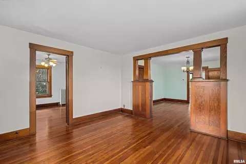 408 E Henry St, Atkinson, IL 61235 photo 7
