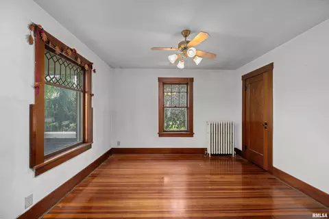 408 E Henry St, Atkinson, IL 61235 photo 9