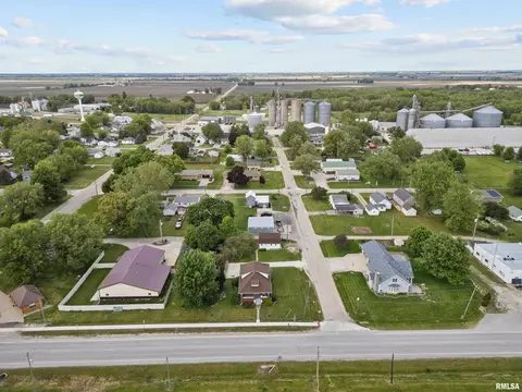 408 E Henry St, Atkinson, IL 61235 photo 31