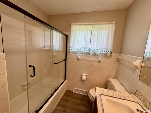 620 NE 3rd Ave, Aledo, IL 61231 photo 9