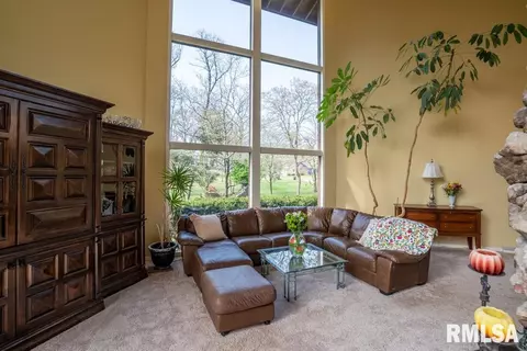509 Forest Dr, Herrin, IL 62948 photo 8