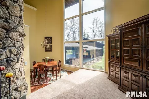509 Forest Dr, Herrin, IL 62948 photo 12