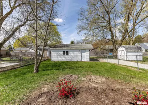 2119 44th St, Moline, IL 61265 photo 27
