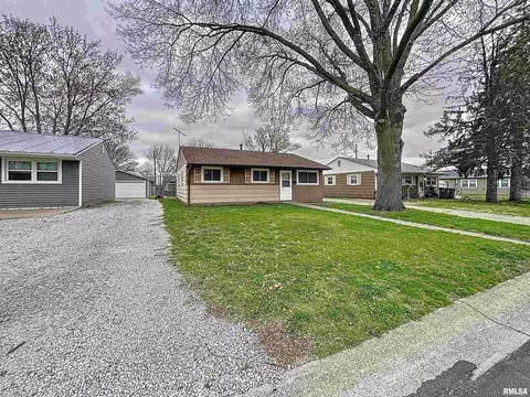 449 E 6th St, Milan, IL 61264 photo 2
