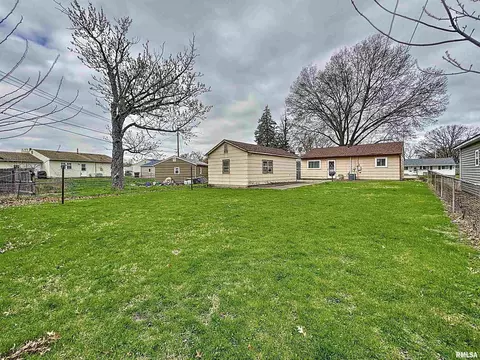 449 E 6th St, Milan, IL 61264 photo 23