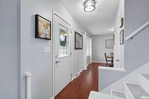 4721 19th Ave, Moline, IL 61265 photo 5