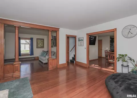 228 E Main St, Geneseo, IL 61254 photo 8