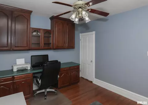 228 E Main St, Geneseo, IL 61254 photo 23