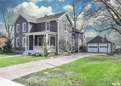 228 E Main St, Geneseo, IL 61254 photo 2