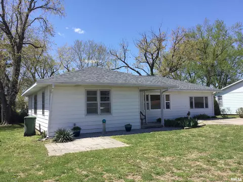 424 Springfield Ave, Anna, IL 62906 photo 5