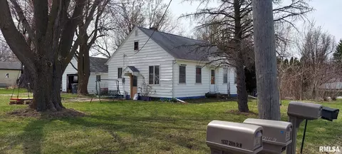 18304 W 206th St, Buffalo Prairie, IL 61237